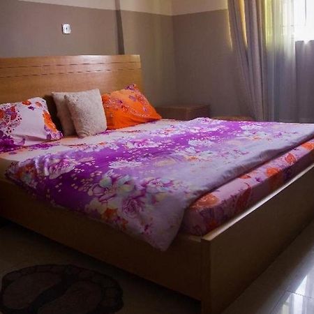 Wonder King Hotel Lagos Esterno foto