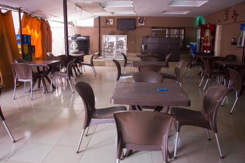 Wonder King Hotel Lagos Esterno foto