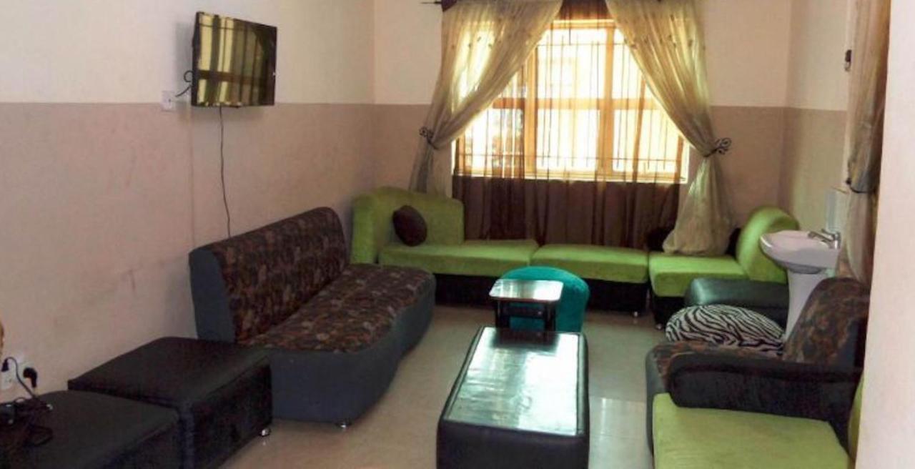 Wonder King Hotel Lagos Esterno foto